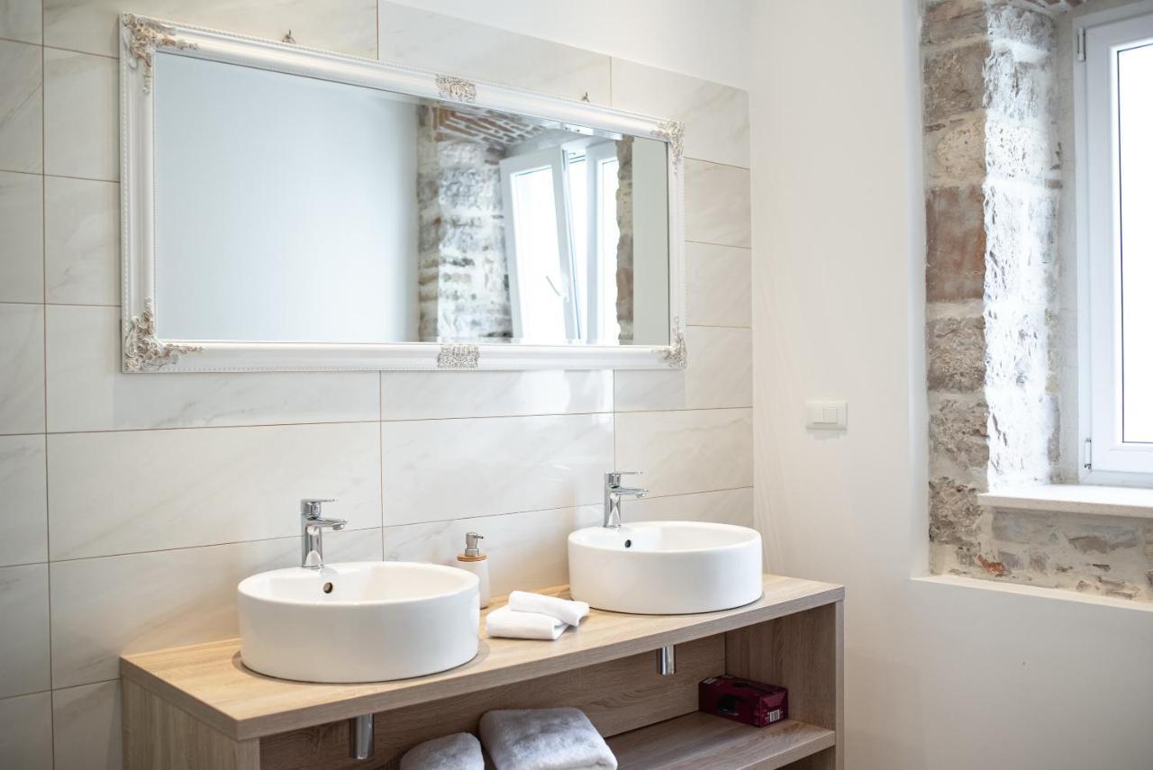 Luxury Room Lav Zadar Bagian luar foto